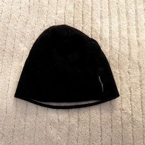 Canada Goose Merino Wool lightweight beanie
